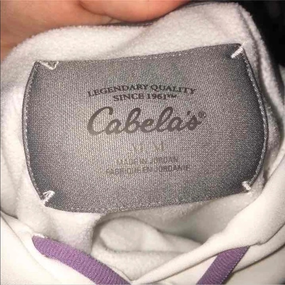 Cabelas women’s Sweatshirt - Picture 2 of 3